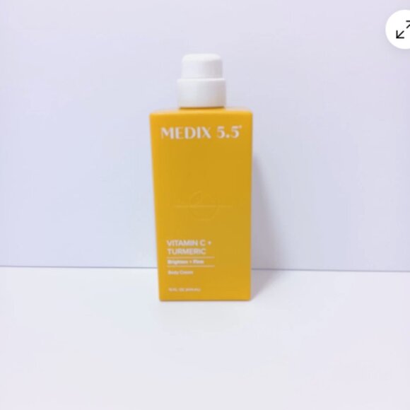 Medix 5.5 Vitamin C Turmeric Body Cream 15 fl oz Brighten & Firm, Anti-Aging NEW - Picture 3 of 5